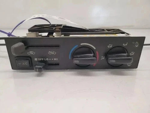 Toyota Tacoma HVAC Climate Control Assembly (1997–2000) – Genuine OEM | Ref SKU-3337