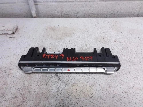 Mercedes GLE350 Front Dual Automatic Temperature Controller (2023) – Genuine OEM