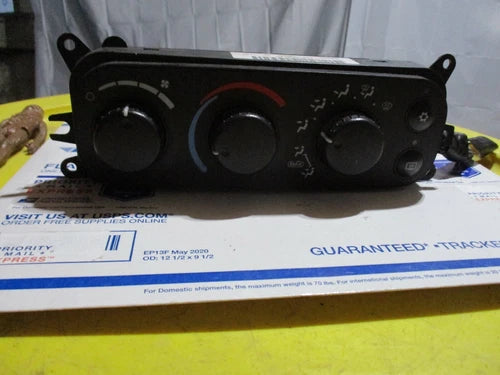 RAM Temperature A/C Heat Air Climate Control (2003) – Genuine OEM