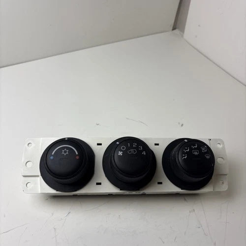 Hummer H3 A/C Climate Control SWITCH PANEL (2008) – Genuine OEM