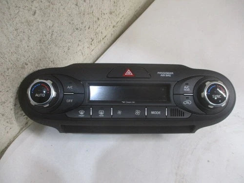 Kia Sorento Automatic Climate HVAC Climate Control (2016) – Genuine OEM