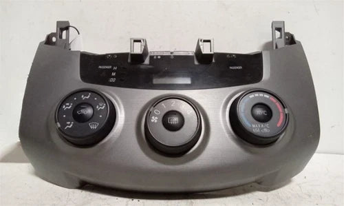 Toyota Rav4 A/C Heater Temperature Manual Climate Control (2006–2012) – Genuine OEM