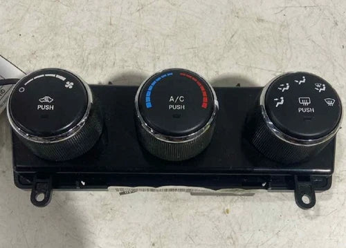 Jeep Patriot A/C Heater Temperature Manual Climate Control Assembly (2010) – Genuine OEM