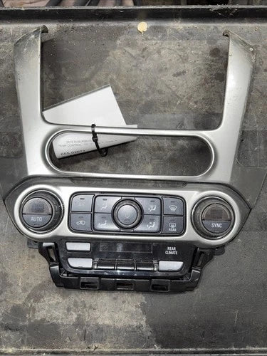 A/C Heater Control Climate Control Temperature Control (2015–2017) – Genuine OEM