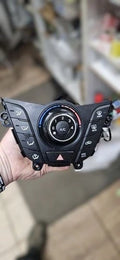 Hyundai Veloster A/C Heater Manual Temperature Control Dull Finish (2012–2017) – Genuine OEM