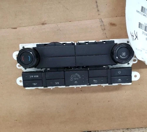 Ford F250 Super Duty HVAC Climate Control Unit (2011–2016) – Genuine OEM | Ref SKU-9020
