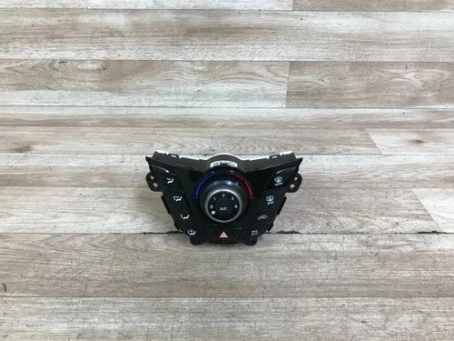 Hyundai Veloster HVAC Control Component – Genuine OEM