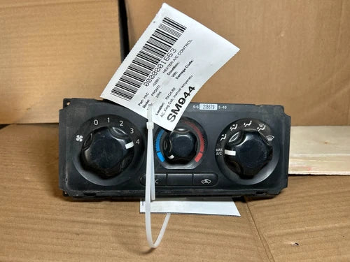 Nissan Xterra & Frontier Crew Cab heater HVAC A/C control panel A/C (2005–2008) – Genuine OEM