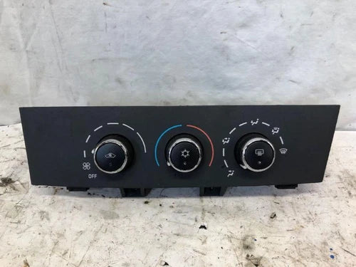 Buick Lacrosse Temperature Control Exc. Super Manual Control Opt C67 (2005–2009) – HVAC Replacement Part