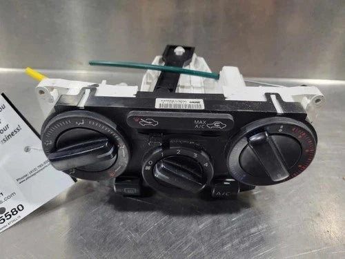 Nissan Versa Hatchback HVAC Climate Control (2010–2012) – Genuine OEM
