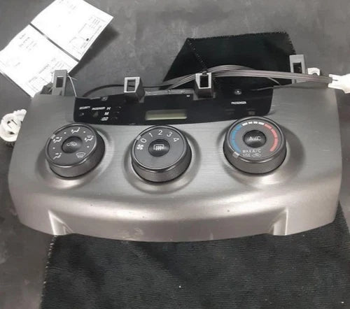Toyota RAV4 Manual HVAC Climate Control (2006–2012) – Genuine OEM | Ref SKU-6244