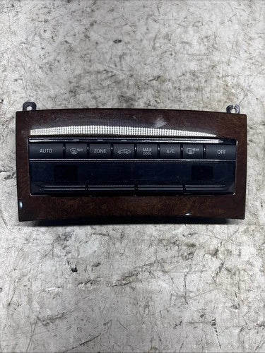 Mercedes W212 E350 E550 A/C Climate Control Switch 2129008808 (2010–2017) – Genuine OEM