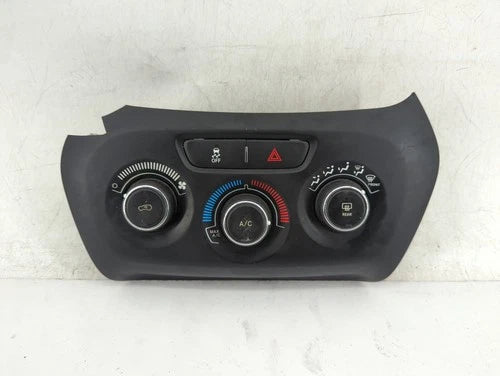 Jeep Cherokee HVAC Climate Control Temperature (2015–2018) – Genuine OEM