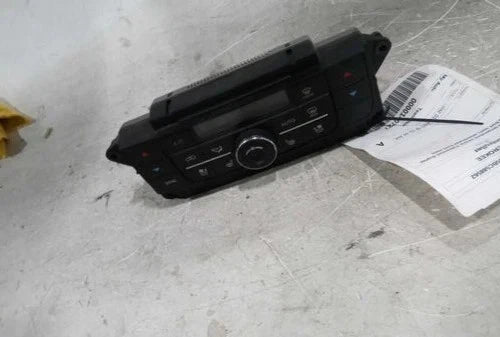 Jeep Grand Cherokee Temperature Control Unit A/C Heater (2011–2013) – Genuine OEM