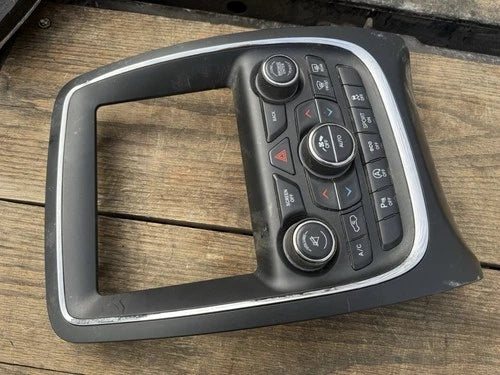 Dodge Durango HVAC Climate Control 8.4 Screen (2016–2018) – Genuine OEM