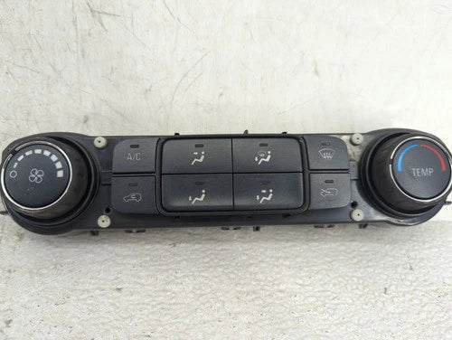 Chevrolet Silverado 2500 HVAC Climate Control Temperature (2015) – Genuine OEM