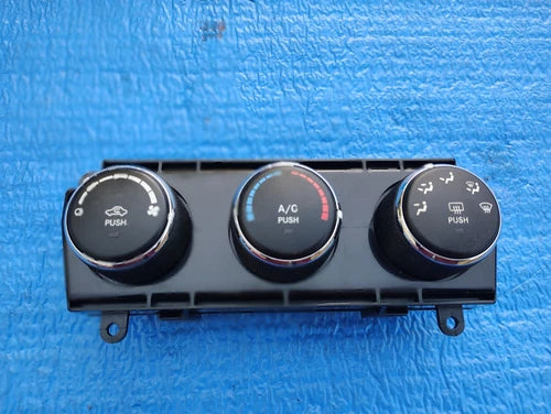 Jeep Wrangler Jk HVAC Control Component – Genuine OEM