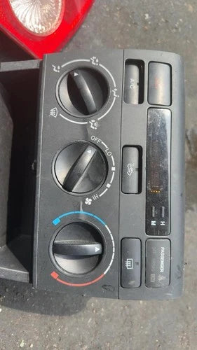 Toyota Corolla A/C Heater Manual Climate Control Temperature (2003–2008) – Genuine OEM