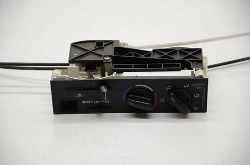Toyota Tacoma 4Runner HVAC Climate Control (1997–2000) – Genuine OEM