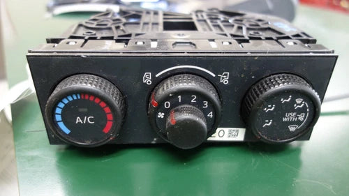 Hino 2022 Temperature Control – Genuine OEM