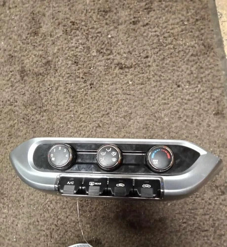 Kia Rio HVAC Climate Control (2012–2015) – Genuine OEM | Ref SKU-9543
