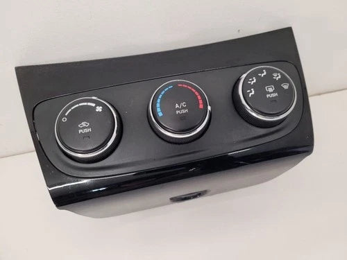 Chrysler 200 HVAC Climate Control Temperature (2011–2014) – Genuine OEM