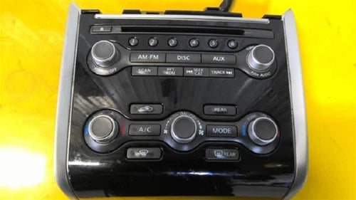 Nissan Pathfinder Front Automatic HVAC Climate Control (2013–2016) – Genuine OEM | Ref SKU-10089