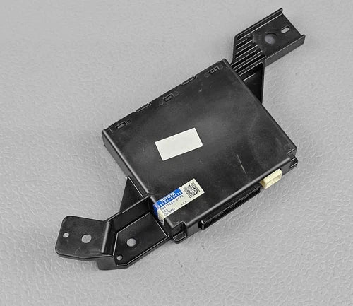 Toyota Camry A/C Temperature Amplifier Control Module (2015–2017) – Genuine OEM | Ref SKU-11461