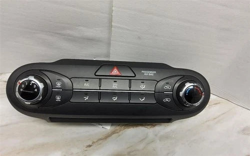 Kia Sorento Manual HVAC Climate Control (2016) – Genuine OEM