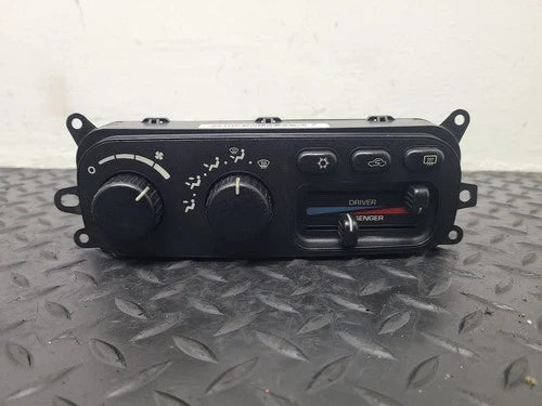 Dodge RAM 1500 Climate Control Dual Zone (2003–2005) – Genuine OEM
