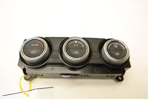 Subaru WRX Front Automatic HVAC Climate Control (2015) – Genuine OEM
