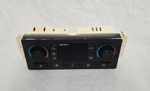 Cadillac Escalade Front Dash Climate Control Assembly (2003–2004) – Genuine OEM
