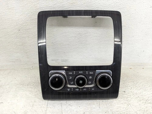 Chevrolet Traverse HVAC Climate Control Temperature (2013–2017) – Genuine OEM