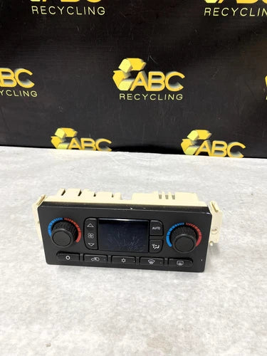 Hummer H2 Front Climate Control Assembly (2003–2007) – Genuine OEM