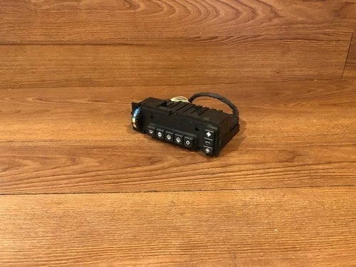 Mercedes-Benz W126 420SEL 560SEL Front A/C Climate Control Switch (1986–1991) – Genuine OEM