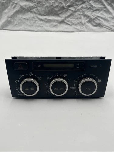 Lexus IS300 A/C Climate Control Heater Assembly Panel (2002–2005) – Genuine OEM