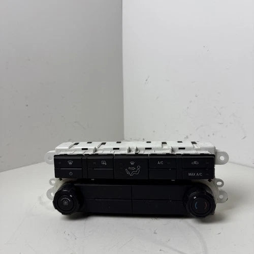 Ford F-350 MANUAL Climate Control PANEL BC3T-19980-EB (2011) – Genuine OEM