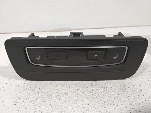 Audi Q7 Rear HVAC Climate Control Unit (2017) – Genuine OEM