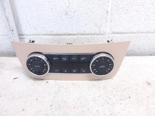 Mercedes GLE43 Dual Zone Automatic Temperature Controller (2019) – Genuine OEM