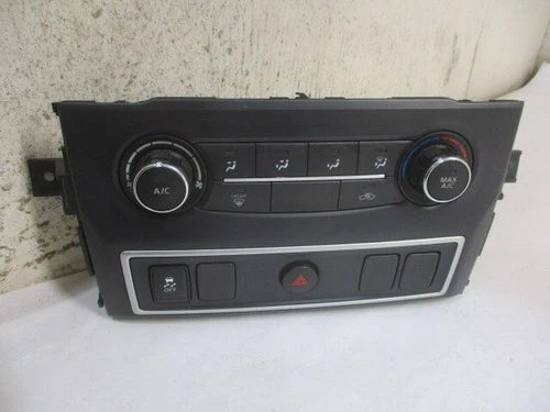 Nissan Titan Manual Climate HVAC Climate Control (2017) – Genuine OEM
