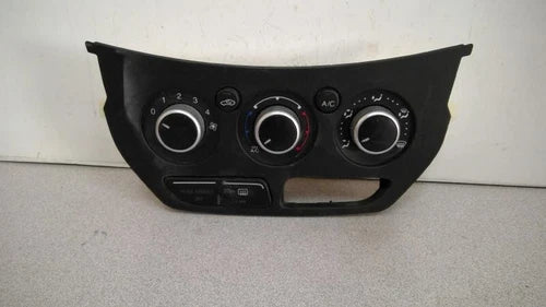 Ford Escape Manual HVAC Climate Control (2013–2016) – Genuine OEM