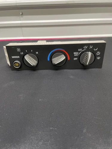 Chevrolet Express GMC Savana A/C Climate Control (1998–2007) – Genuine OEM