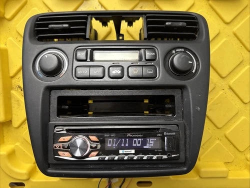 Honda Accord A/C Climate Control Heater Digital Radio Bezel Vent Radio BT (1998–2002) – HVAC Replacement Part