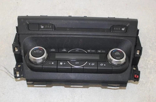Mazda 3 A/C Climate Heater Temperature Control Auto Assemly (2017–2018) – Genuine OEM