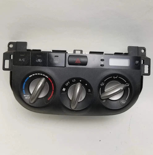 Toyota RAV4 HVAC Climate Control Automatic (2004–2005) – Genuine OEM