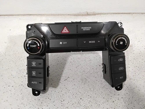 Hyundai Genesis HVAC Climate Control Unit (2014) – Genuine OEM