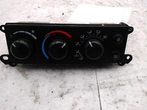 Dodge Dakota HVAC Climate Control (2005) – Genuine OEM