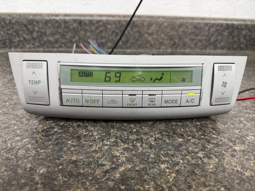 Toyota Solara A/C DIGITAL Climate Control (2004–2006) – Genuine OEM