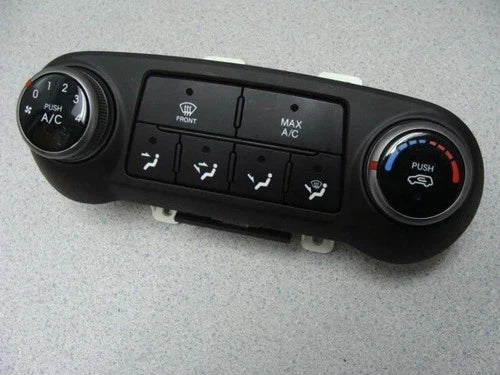 Hyundai Tucson Heater A/C Climate Control Manual Controller (2010–2013) – HVAC Replacement Part