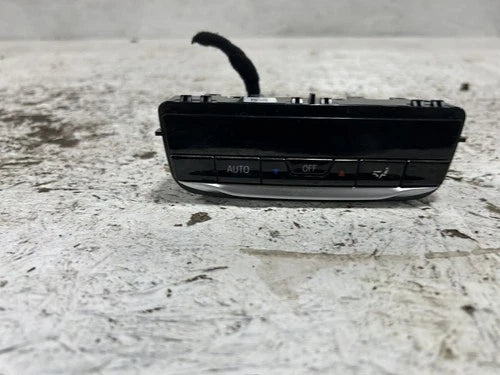 BMW M340I Rear Automatic Temperature Controller (2025) – Genuine OEM